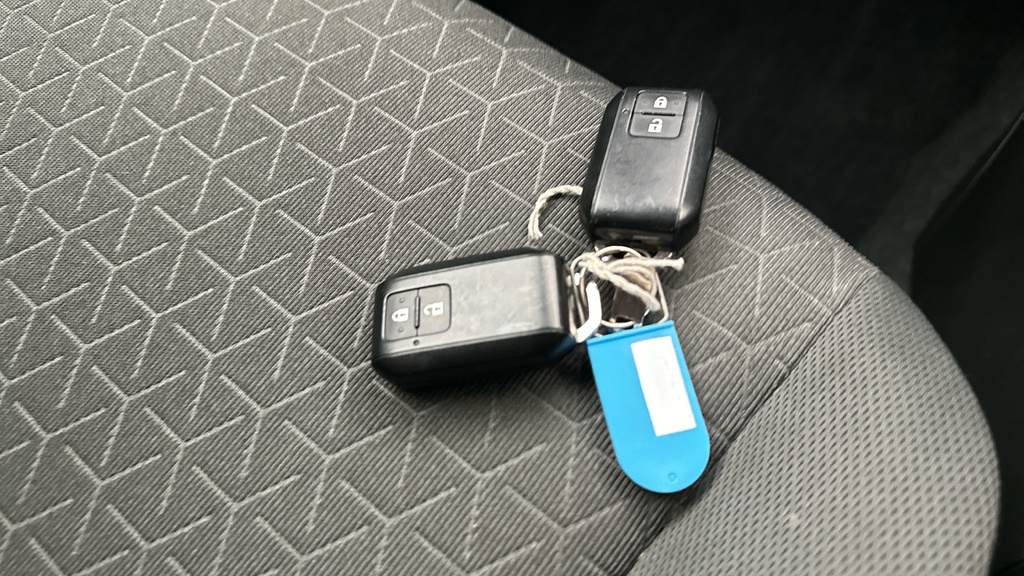 Suzuki Swift 1.2 Mild Hybrid Motion Hatchback Silver #26