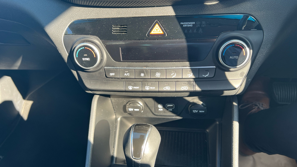 Hyundai Tucson  Black #14