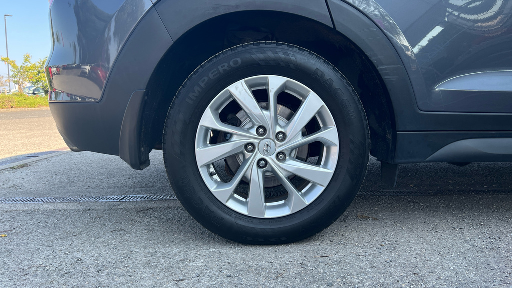 Hyundai Tucson  Black #24
