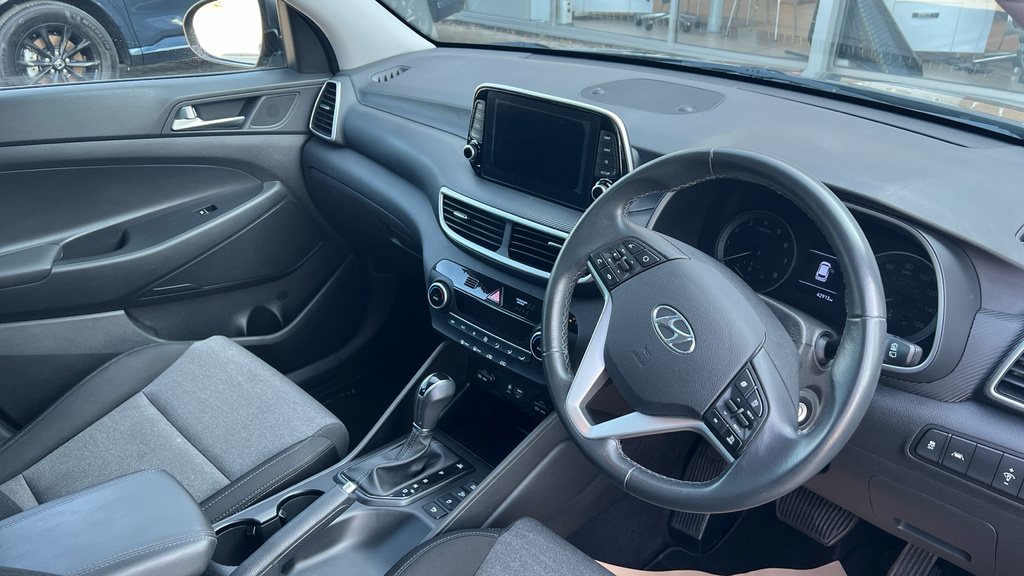 Hyundai Tucson  Black #9