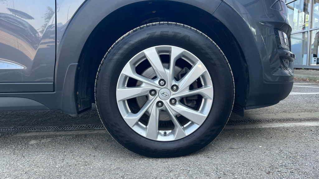 Hyundai Tucson  Black #25