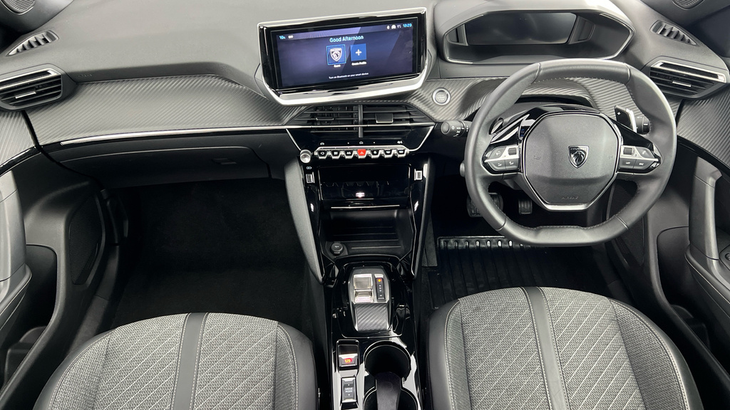 Peugeot 2008 1.2 Puretech Active White #17