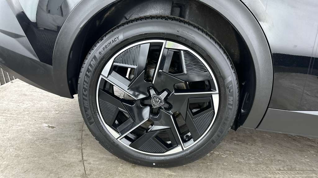 Peugeot 408 Hatchback Black #25