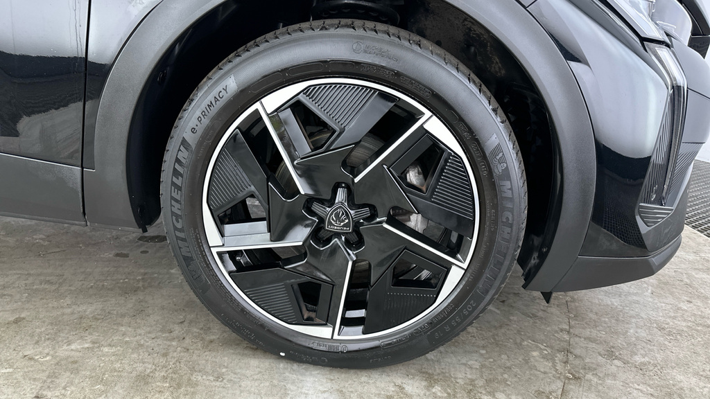 Peugeot 408 Hatchback Black #26