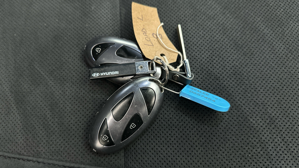 Hyundai Tucson Ultimate Blue #29