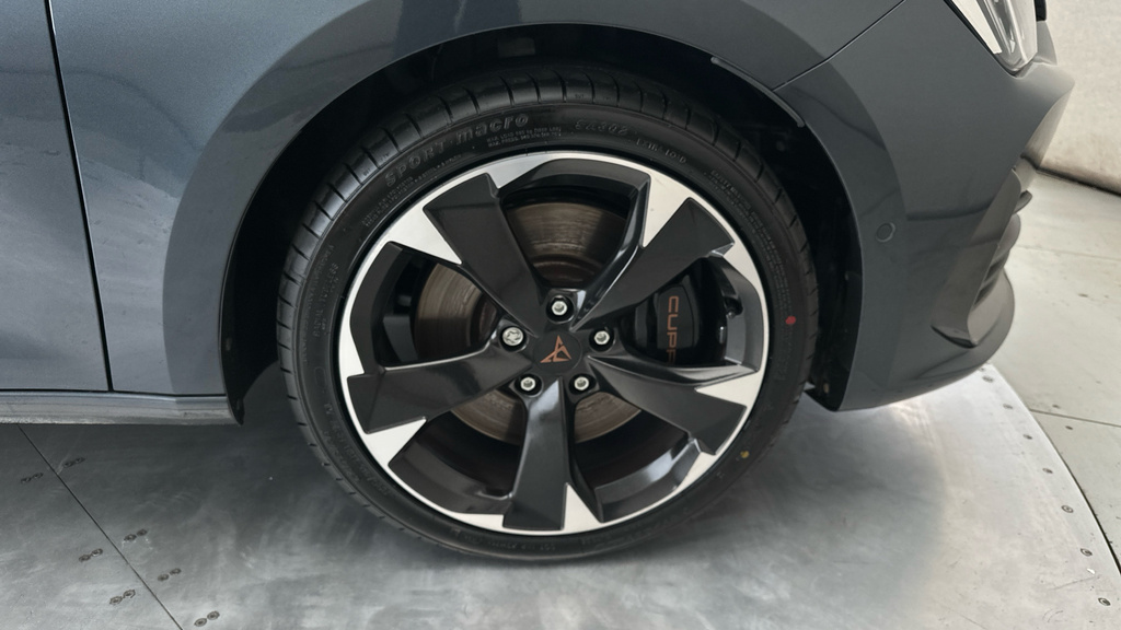 Cupra Leon Cupra Estate 2.0 Tsi Vz2 Dsg 4Drive Black #27