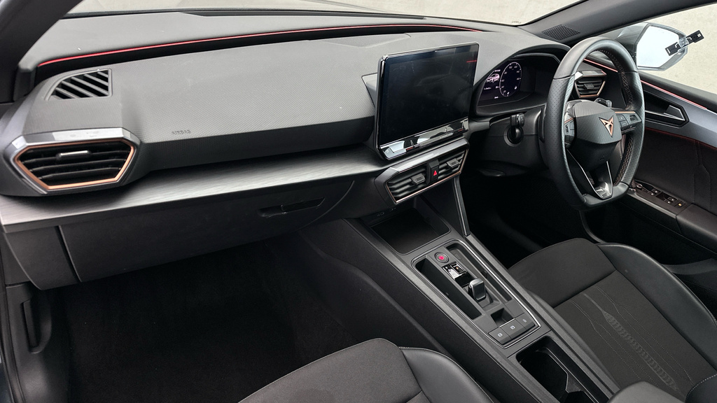 Cupra Leon Cupra Estate 2.0 Tsi Vz2 Dsg 4Drive Black #14