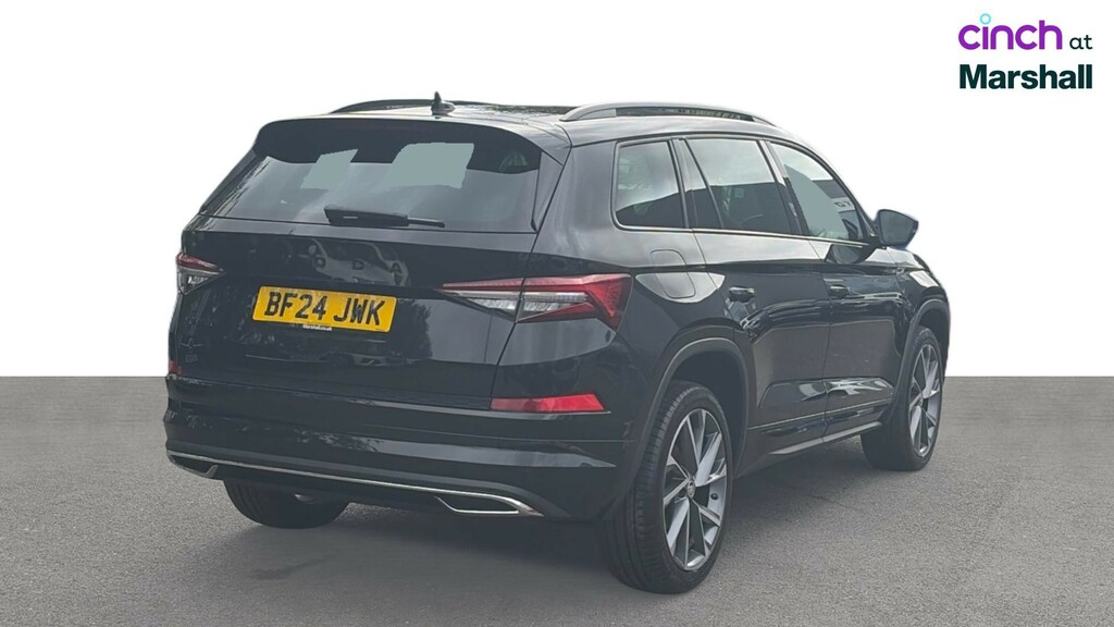 Skoda Kodiaq Se L Executive White #3