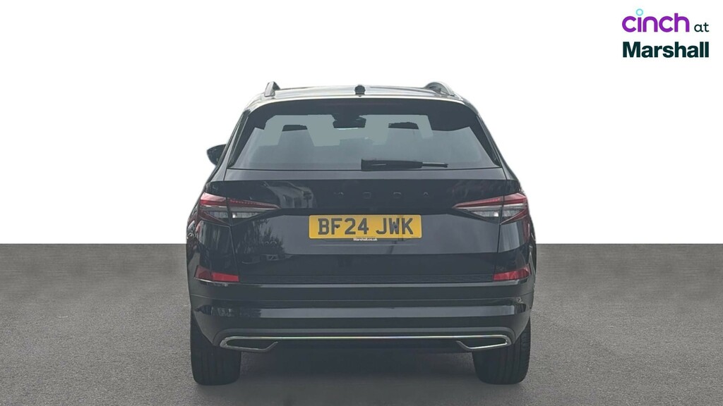 Skoda Kodiaq Se L Executive White #4