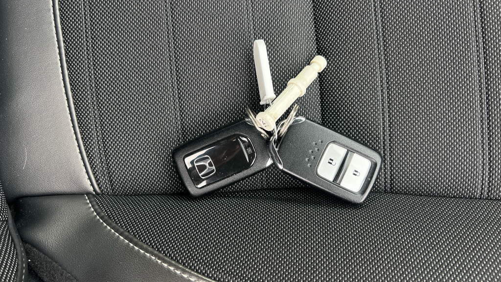 Honda Jazz I-mmd Advance Grey #22