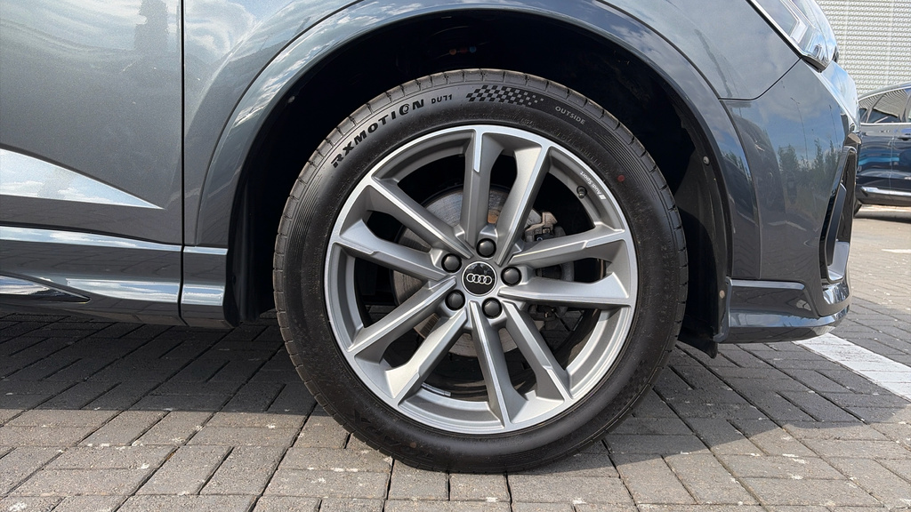 Audi Q3 35 Tfsi Black Edition S Tronic Tech Pro Orange #17