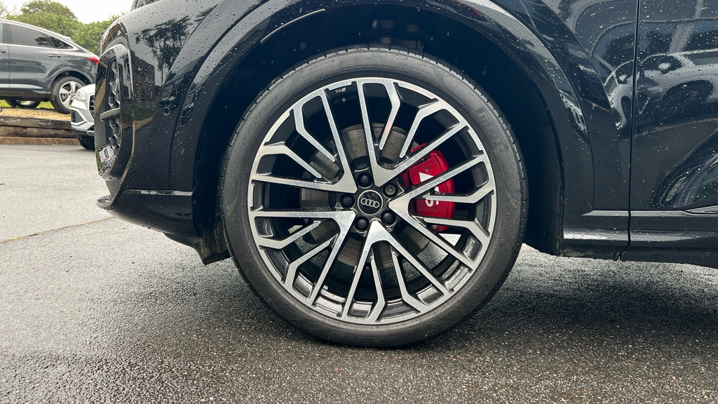 Audi SQ5 Launch Edition Tfsi 367 Ps S Tronic Black #29