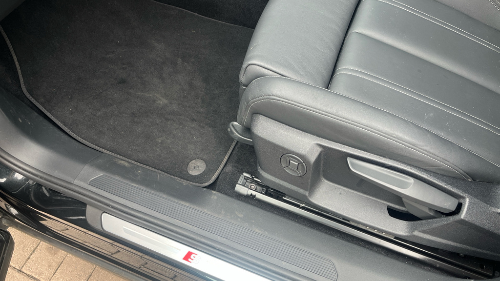 Audi Q4 E Tron 150Kw 40 63Kwh Sport Leathertech Pack Silver #45