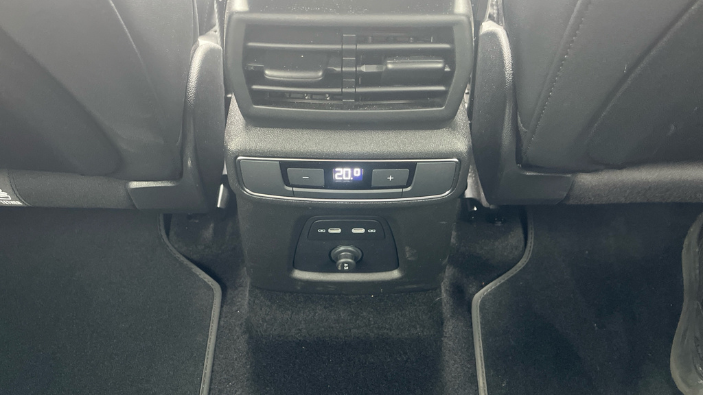 Audi Q4 E Tron 150Kw 40 63Kwh Sport Leathertech Pack Silver #48