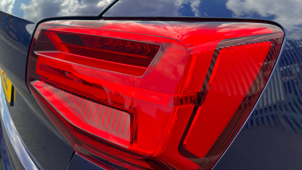 Audi Q2 Audi Q2 S Line 35 Tfsi S-a Blue #37