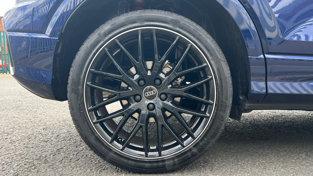 Audi Q2 Audi Q2 S Line 35 Tfsi S-a Blue #19