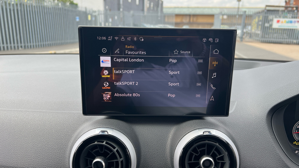 Audi Q2 Audi Q2 S Line 35 Tfsi S-a Blue #42