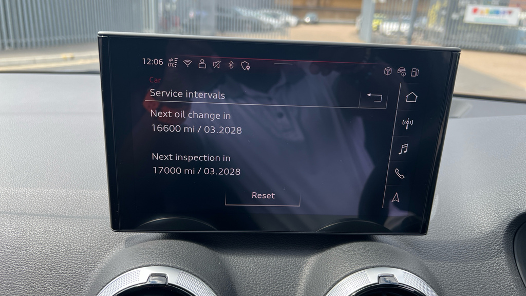 Audi Q2 Audi Q2 S Line 35 Tfsi S-a Blue #21