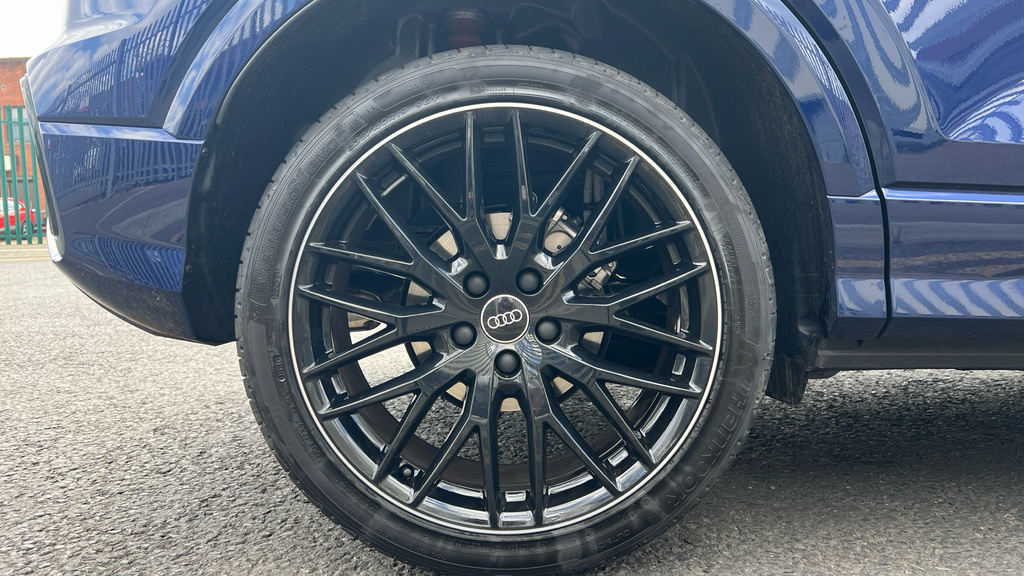 Audi Q2 Audi Q2 S Line 35 Tfsi S-a Blue #20