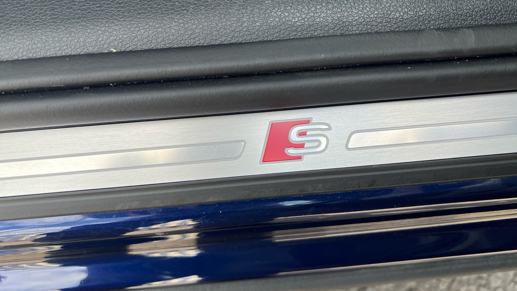 Audi Q2 Audi Q2 S Line 35 Tfsi S-a Blue #45