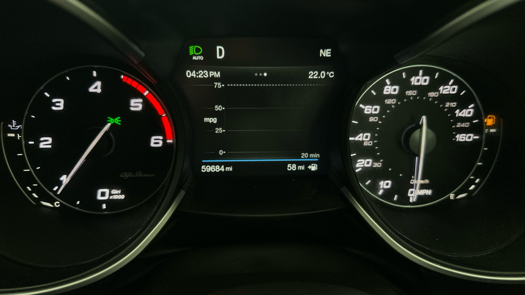 Alfa Romeo Stelvio Green #19