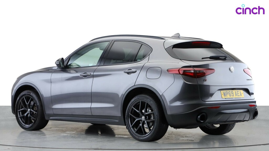 Alfa Romeo Stelvio Green #6