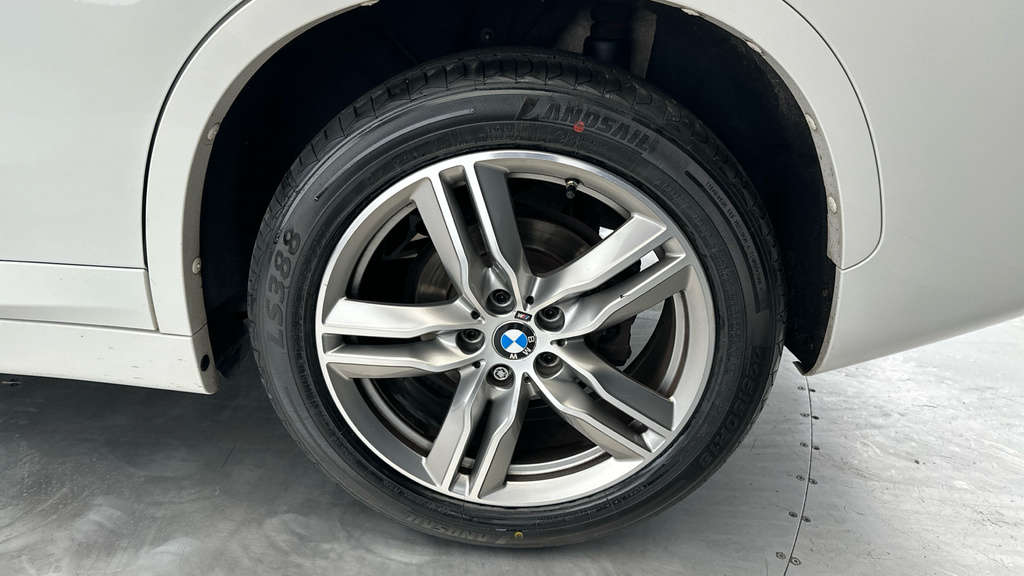 BMW X1 Sdrive 20I Xline Step Grey #22
