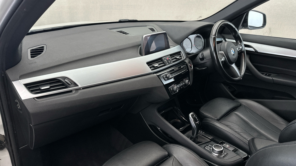 BMW X1 Sdrive 20I Xline Step Grey #11