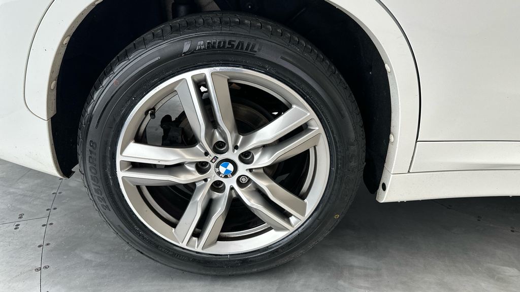 BMW X1 Sdrive 20I Xline Step Grey #23
