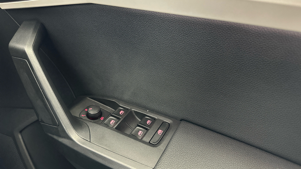 Seat Arona Arona Se Technology Tsi Black #17