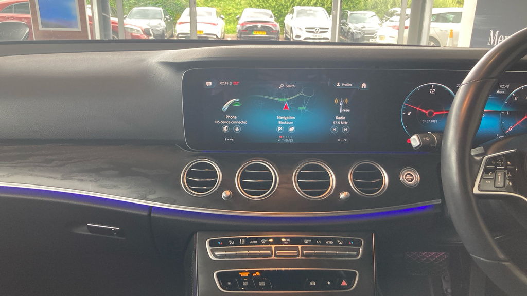 Mercedes-Benz E Class E300e Amg Line Premium Plus 9G-tronic Silver #12