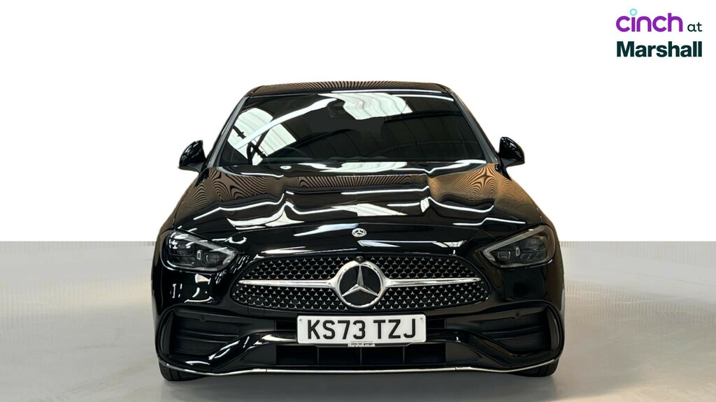 Mercedes-Benz C Class Saloon Red #7