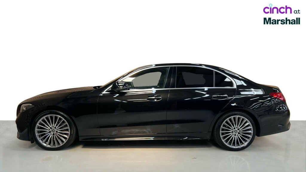 Mercedes-Benz C Class Saloon Red #5
