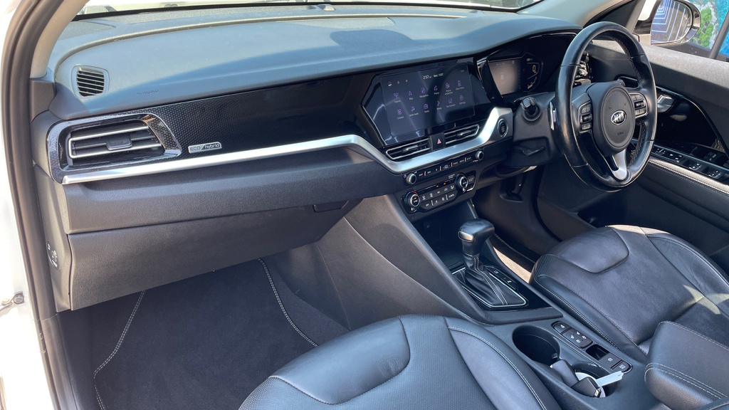 Kia Niro 3 Phev 5-Door Grey #15