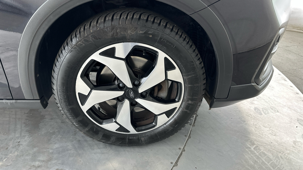 Ford Grand Tourneo Connect Active Red #27