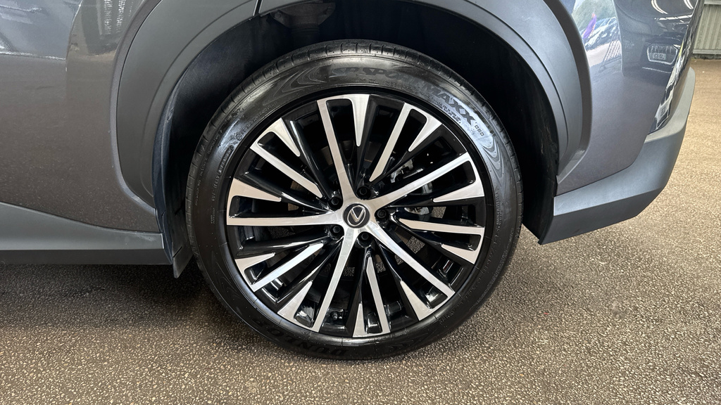 Lexus RZ 300E 71.4Kwh Premium Plus Silver #18