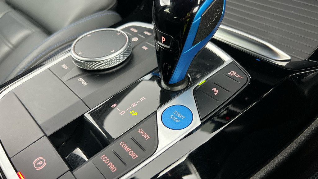 BMW iX3 80Kwh M Sport Pro Blue #15
