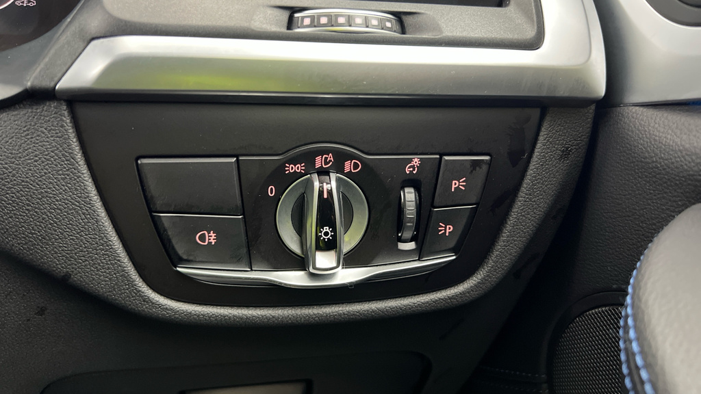 BMW iX3 80Kwh M Sport Pro Blue #10