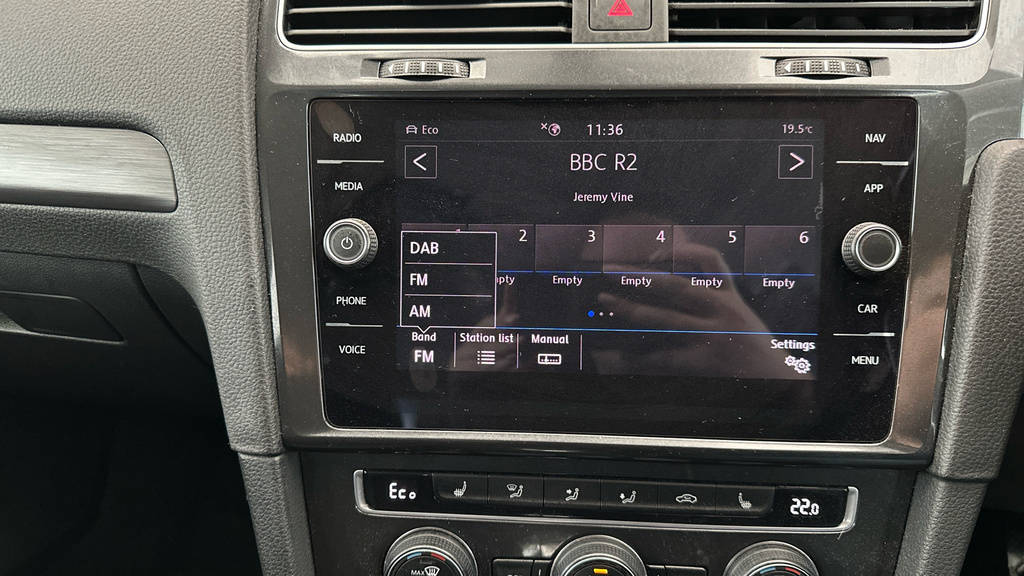 Volkswagen e-Golf Hatchback 136 Ps Silver #16