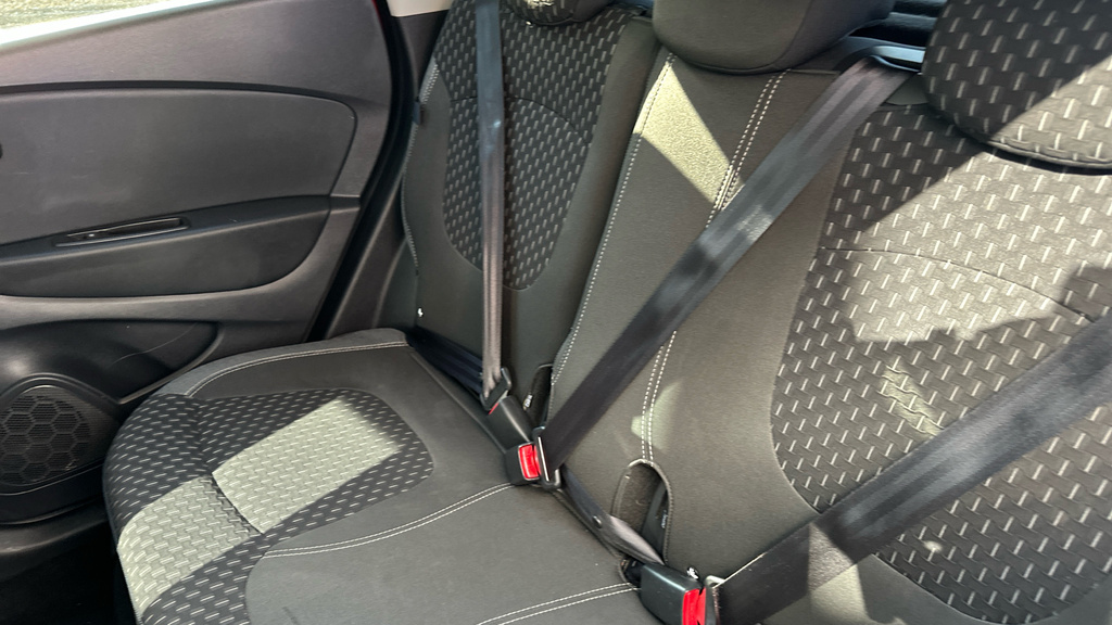 Renault Captur 1.5 Dci 90 Iconic Edc - Suv 5 Seats Red #19