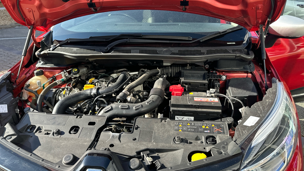 Renault Captur 1.5 Dci 90 Iconic Edc - Suv 5 Seats Red #21