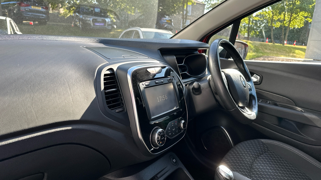 Renault Captur 1.5 Dci 90 Iconic Edc - Suv 5 Seats Red #11