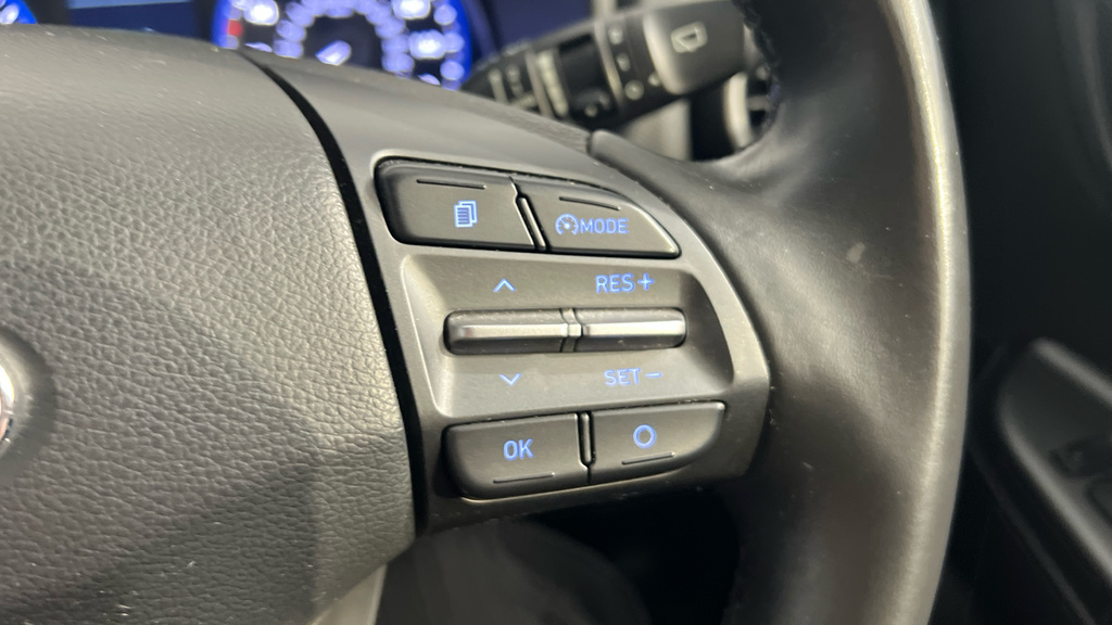 Hyundai Kona Se Red #17