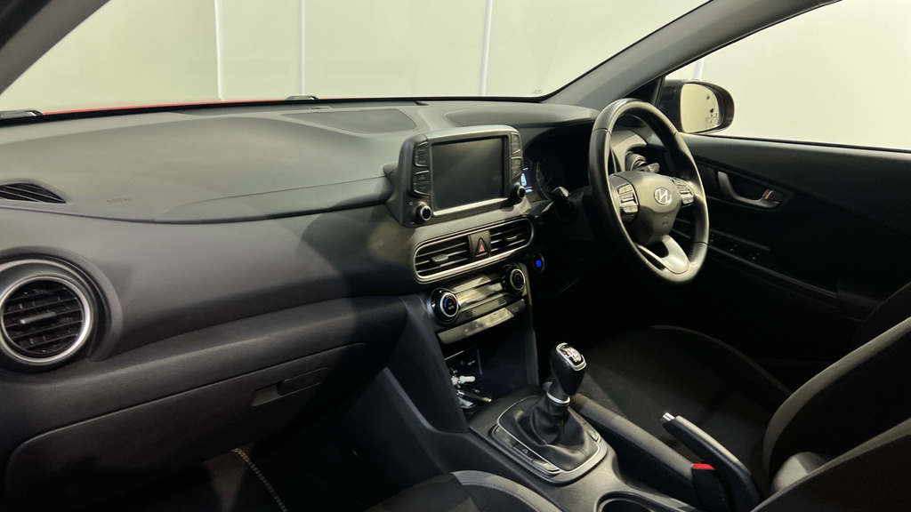 Hyundai Kona Se Red #10