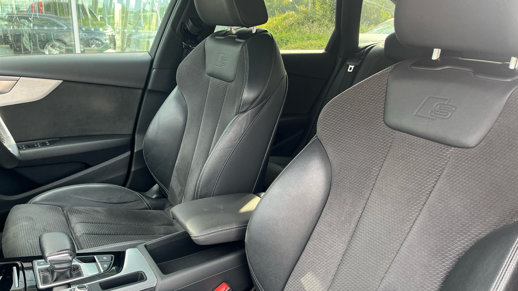 Audi A4 Avant Tfsi 35 Black Edition Grey #24