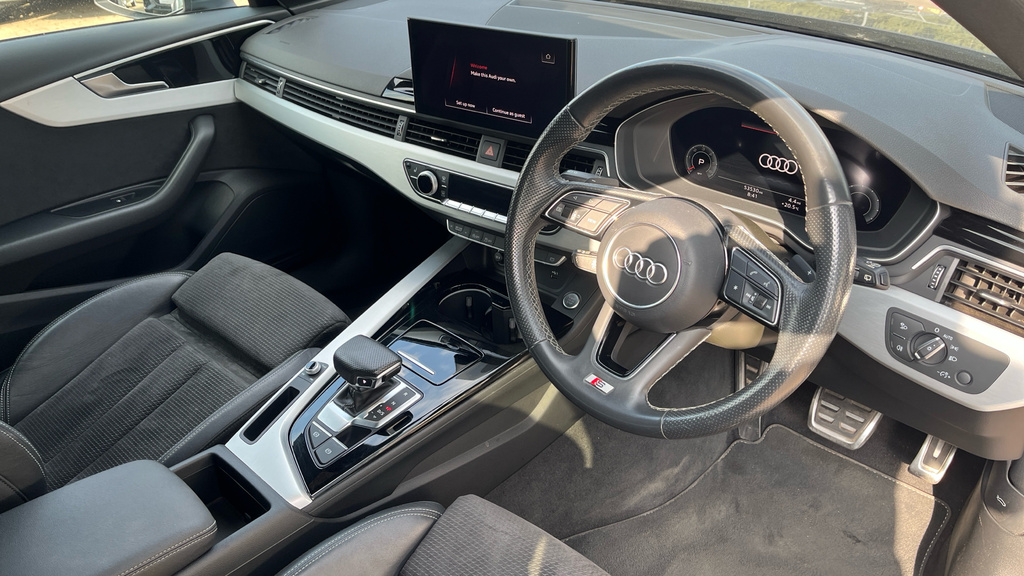 Audi A4 Avant Tfsi 35 Black Edition Grey #9