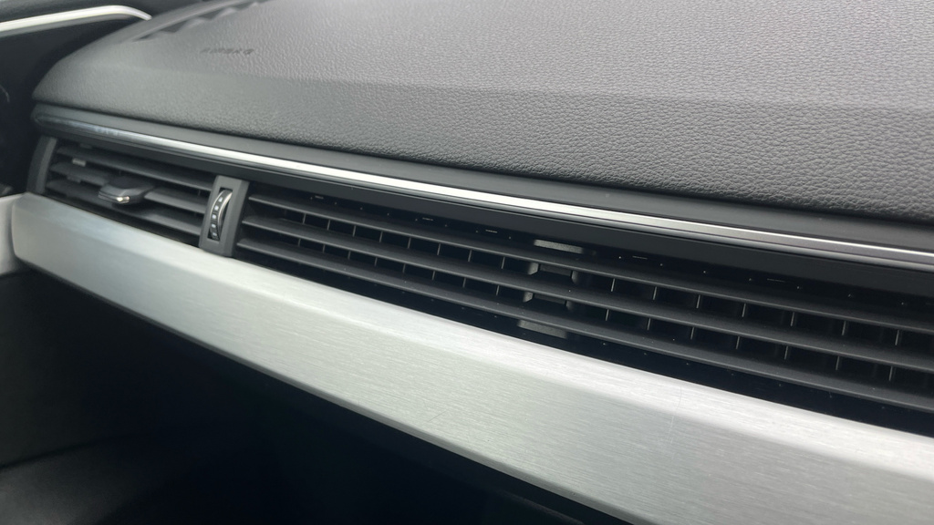 Audi A4 Avant Tfsi 35 Black Edition Grey #23