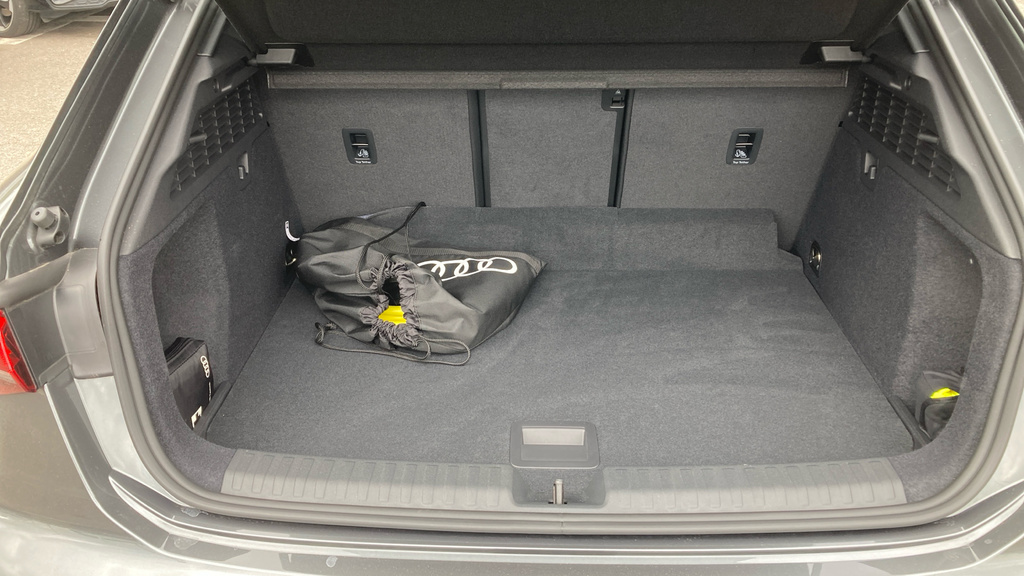 Audi A3 1.5 Tfsi 116 Sport Grey #15