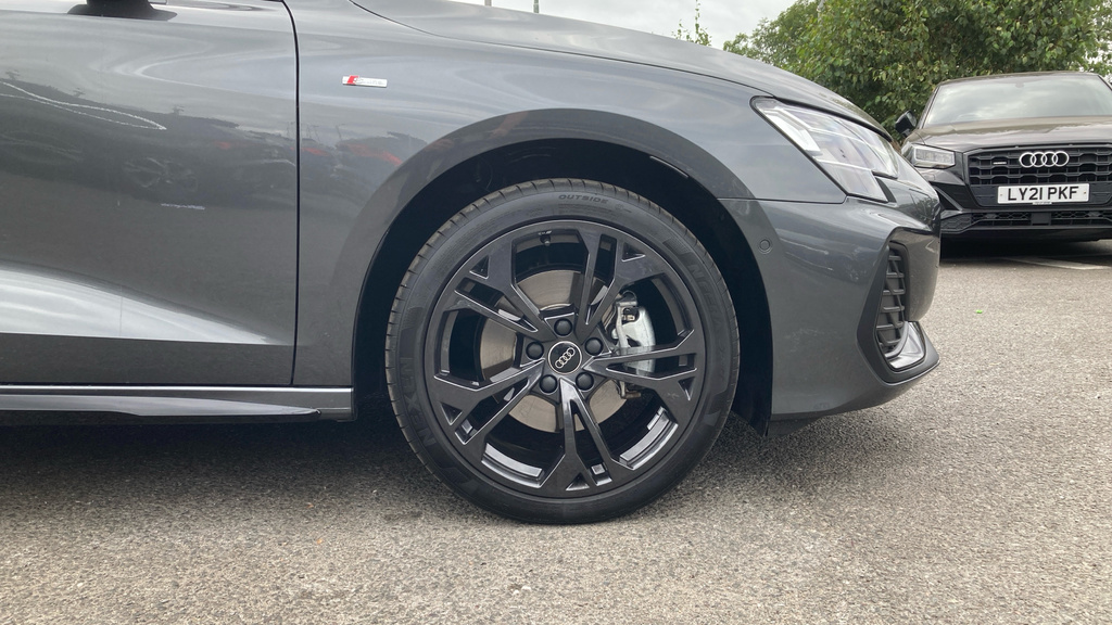 Audi A3 1.5 Tfsi 116 Sport Grey #17