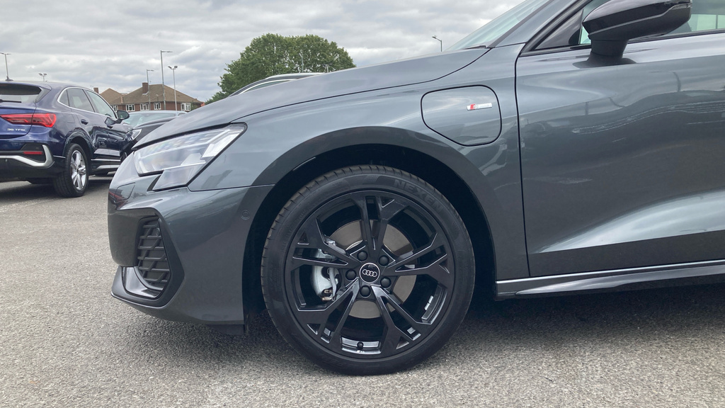 Audi A3 1.5 Tfsi 116 Sport Grey #18